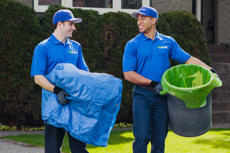 The Benefits of Using a Professional Junk Removal Service for Your Home